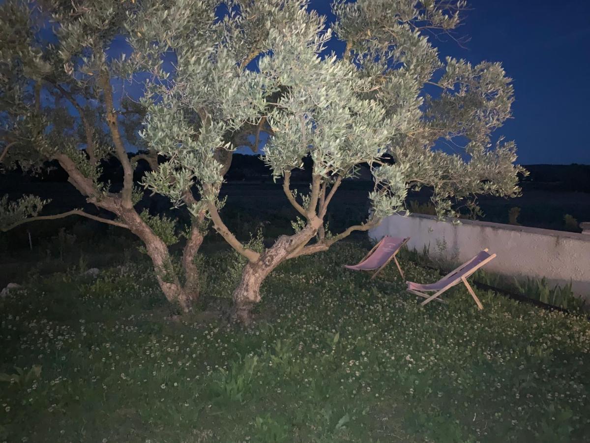 مبيت وإفطار Mane  La Petite Campagne المظهر الخارجي الصورة